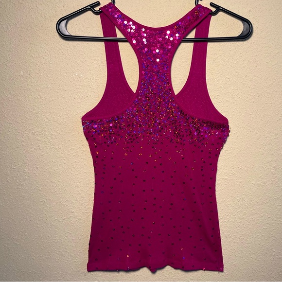 Pink (Magenta) sequins embellished tank top - Picture 3 of 4